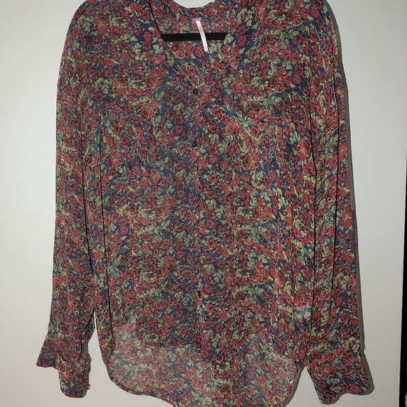 Free People Sheer Rose Floral Hi-low Button up - Picture 2 of 7